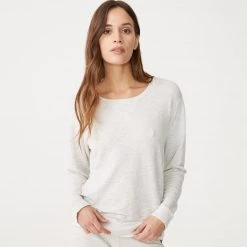 Monrow Summer Vacation Edit Supersoft Crewneck Sweatshirt 9 Monrow Summer Vacation Edit Supersoft Crewneck Sweatshirt